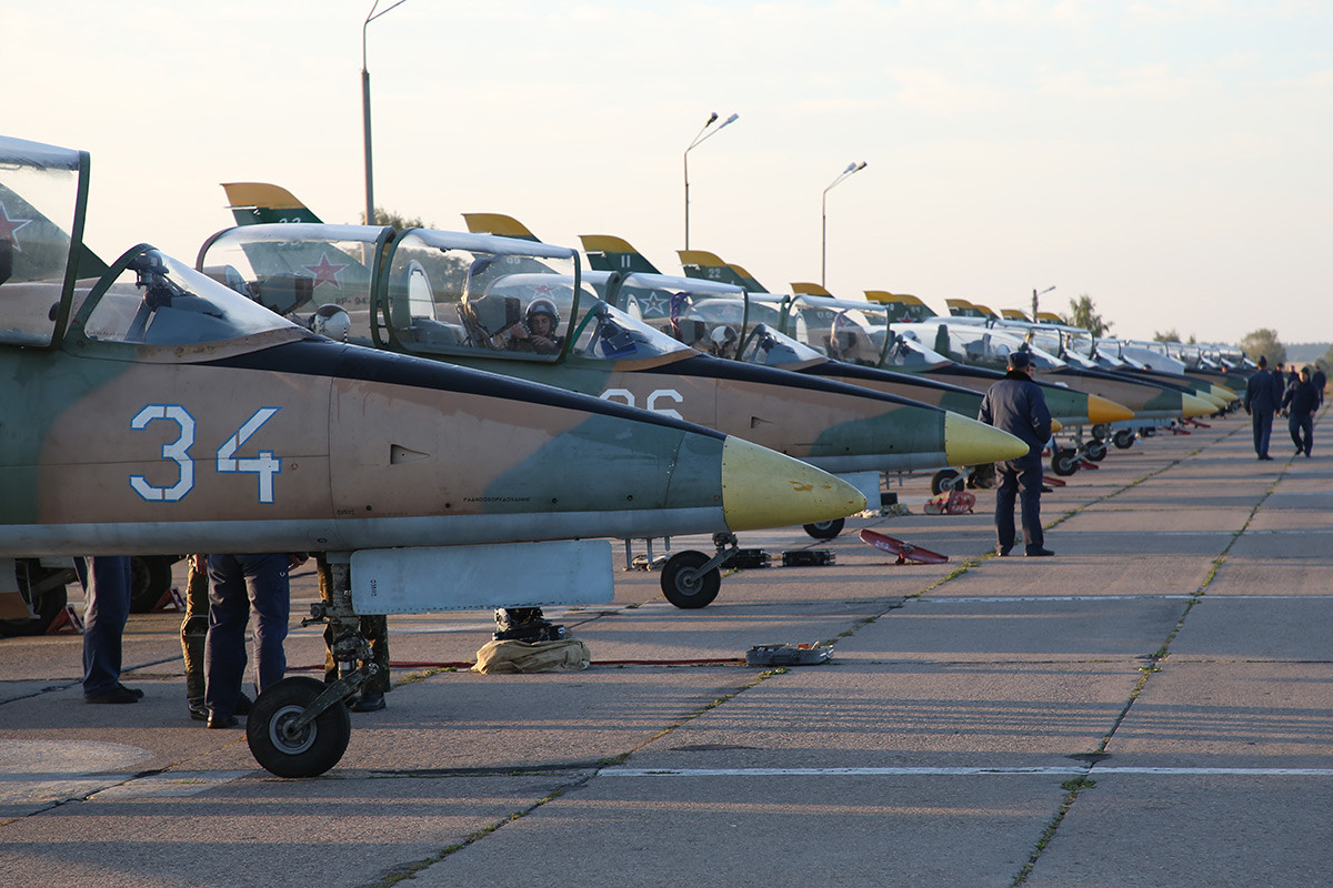 Với bề dày lịch sử 80 năm, Trường hàng không quân sự Krasnodar đã trở thành cái nôi sản sinh ra nhiều phi công xuất sắc cho không quân Nga. Ảnh: Zvezda.