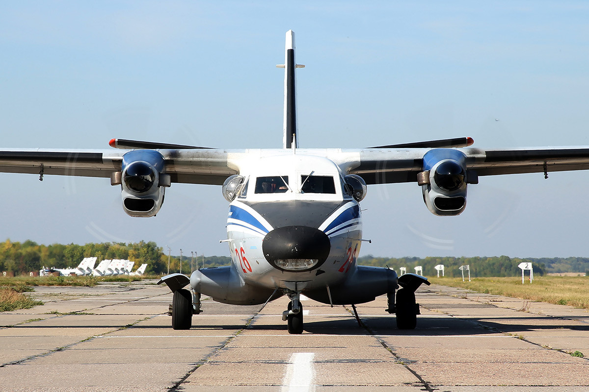 Hiện tại trường được tổ chức với 5 khoa đào tạo chuyên sâu về hàng không quân sự, gồm Khoa sĩ quan quân sự nước ngoài, khoa không quân tiêm kích, khoa máy bay ném bom và tấn công và khoa vận tải hàng không tầm xa. Ảnh: Zvezda.