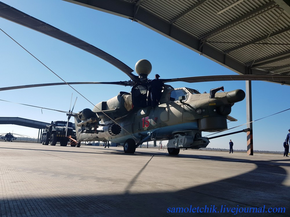 Ngoài Mi-35M, Trung đoàn 55 hiện còn có sự phục vụ của dòng trực thăng tấn công Mi-28NE – phiên bản đánh đêm hoàn hảo của họ Mi-28. Nguồn ảnh: samoletchik