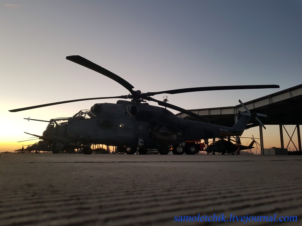 Ngày nay, trung đoàn 55 vẫn có sự phục vụ của “hậu duệ” trực thăng Mi-24 là phiên bản Mi-35M tiên tiến. Đây là một trong những loại trực thăng tối tân nhất mà trung đoàn được trang bị. Nguồn ảnh: samoletchik