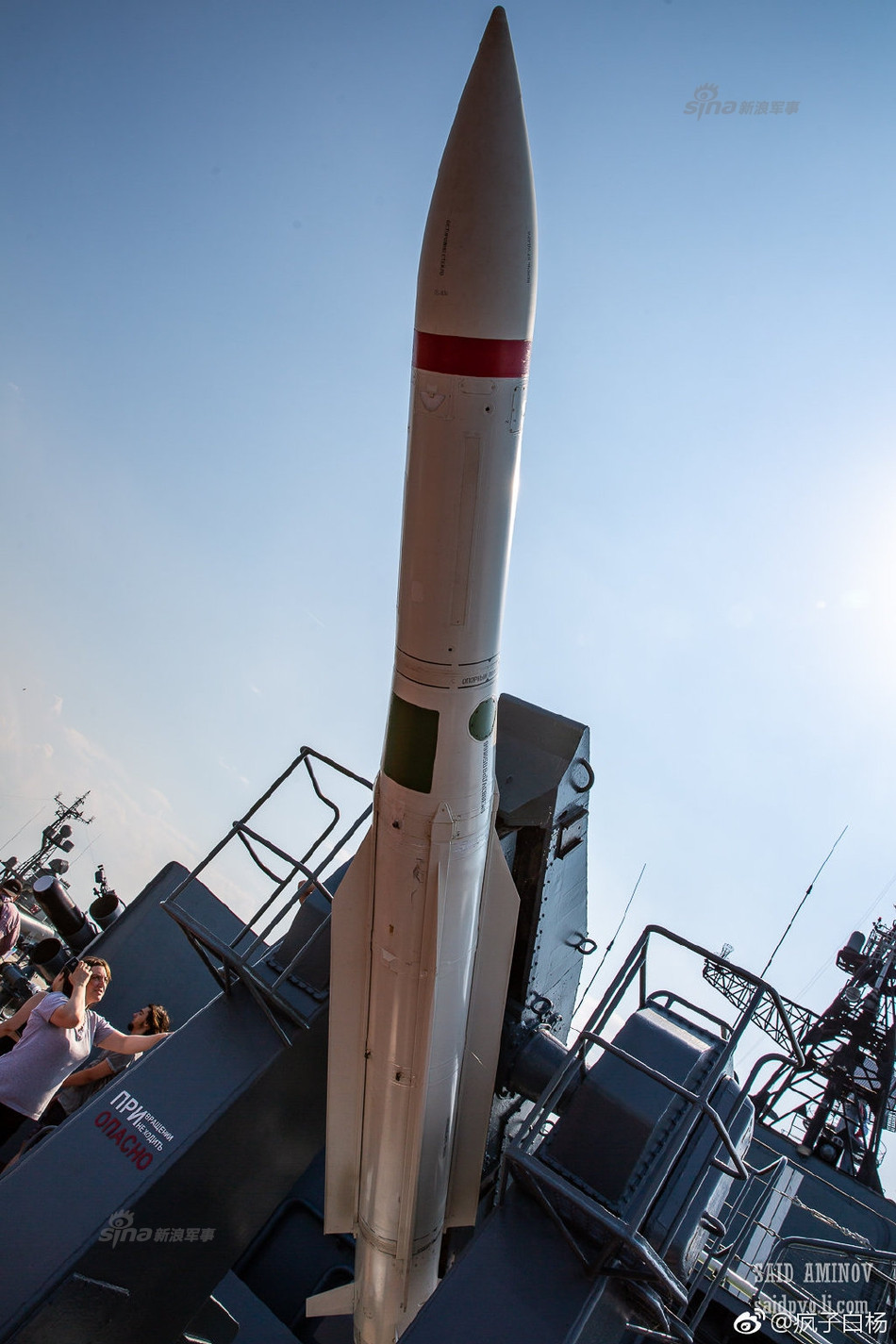 Dù được đánh giá cao về hỏa lực, song lớp Sovremenny lại tồn tại khá nhiều nhược điểm, cách bố trí hệ thống vũ khí, động cơ, hệ thống điện tử không còn phù hợp với chiến trường hiện đại. Nguồn ảnh: Sina.