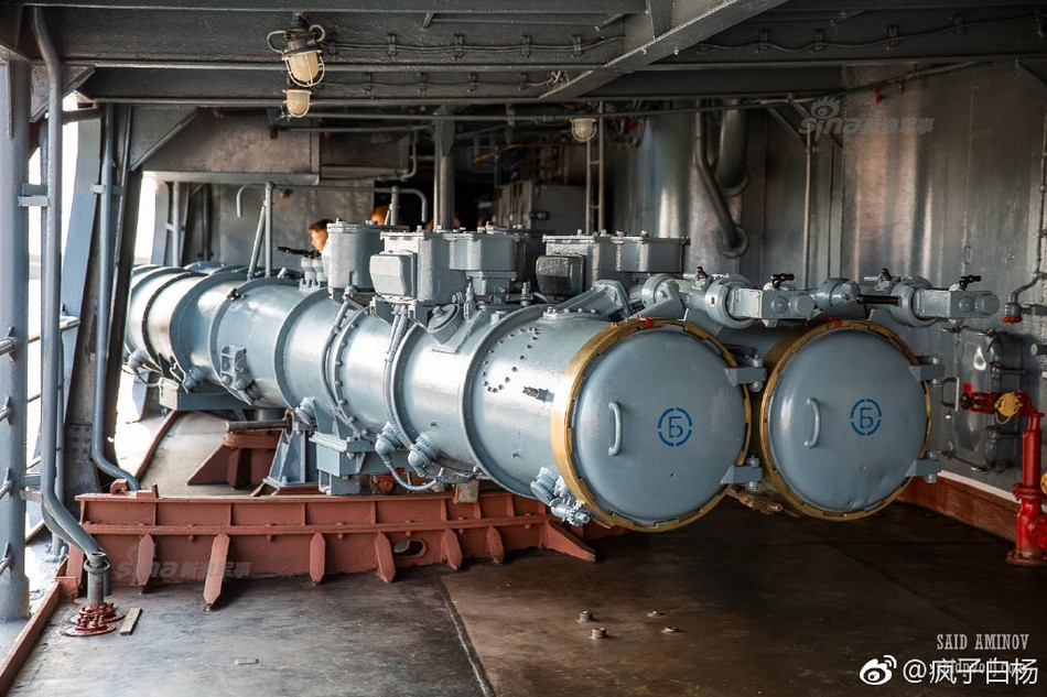 Sina cho biết thêm năng lực bảo trì kém đã khiến hạm đội tàu chiến của Nga trở nên rỉ sét, bị tháo dỡ hoặc làm bảo tàng. Trong khi đó, Trung Quốc đã cho thấy khả năng nâng cấp và duy trì hoạt động tàu khu trục lớp Sovremenny. Nguồn ảnh: Sina.