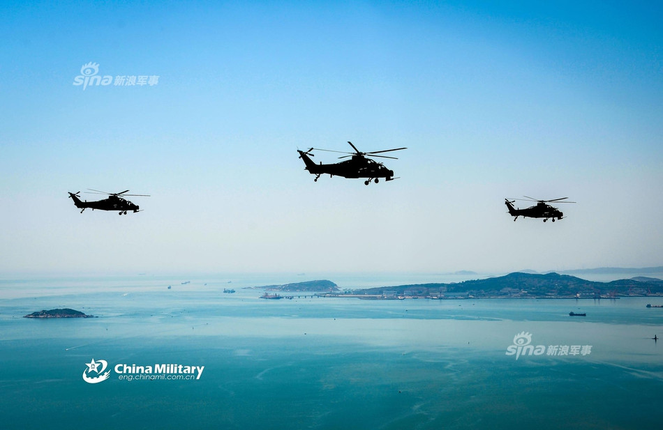 Trung Quốc từng tuyên bố hệ thống điện tử của WZ-10 tiên tiến hơn các trực thăng tấn công của Nga. Nó có thể thực hiện nhiệm vụ ở độ cao chỉ 10 m so với mặt đất. Tuy nhiên thông tin này chưa được kiểm chứng. Ảnh: China Military.