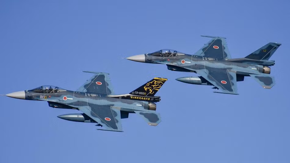 Ngoài ra, vũ khí lợi hại khác của F-2 là tên lửa không đối hạm XASM-3 có thể nhấn chìm bất kỳ chiến hạm nào. F-2 cùng với F-15J đang là nòng cốt trong sức mạnh tự vệ trên không của Nhật Bản. Nguồn ảnh: Sina.