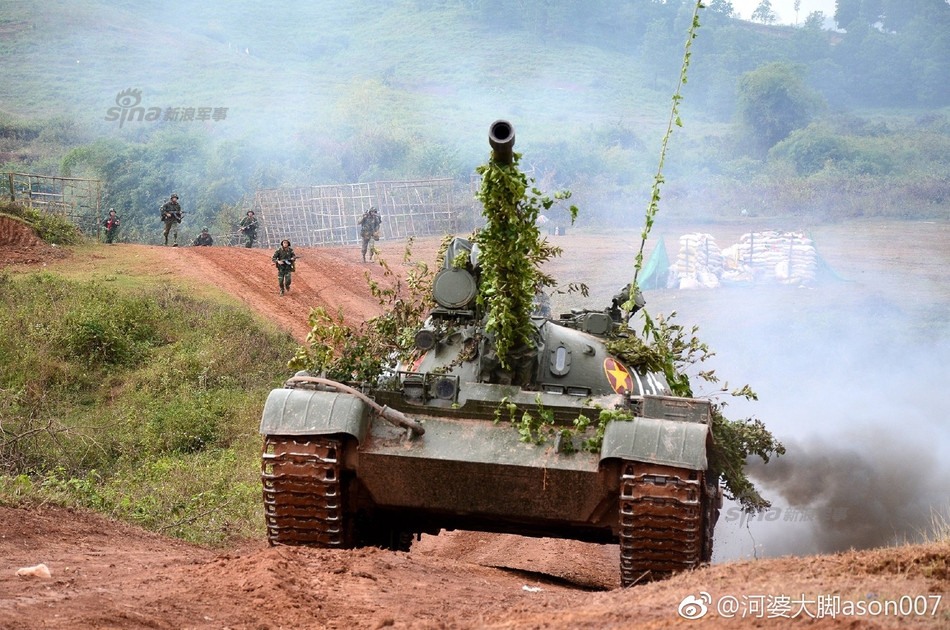 Theo đó mới đây những hình ảnh về đợt diễn tập chiến thuật hiệp đồng quân binh chủng của Sư đoàn 312 thuộc Quân đoàn 1 của quân đội ta vừa diễn ra trong trung tuần tháng 11 vừa qua giành được sự quan tâm rất lớn từ trang mạng quân sự Sina. Nguồn ảnh: Sina.