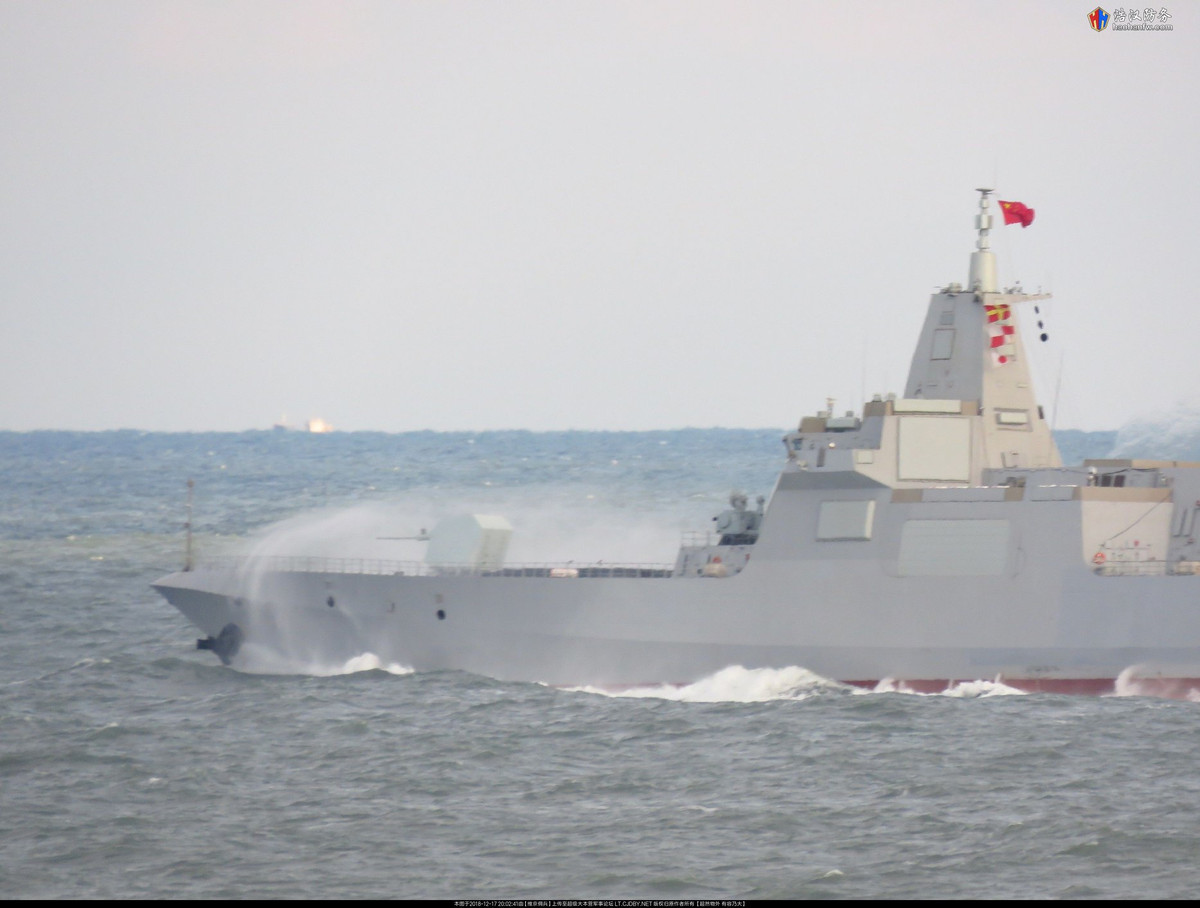 Thời gian gần đây, Trung Quốc đang tăng cường thử nghiệm tàu khu trục Type 055 thế hệ mới. Lớp tàu chiến này được đánh giá là bước đột phá lớn của Trung Quốc trong việc tăng cường sức mạnh hải quân. Ảnh: Haohanfw.