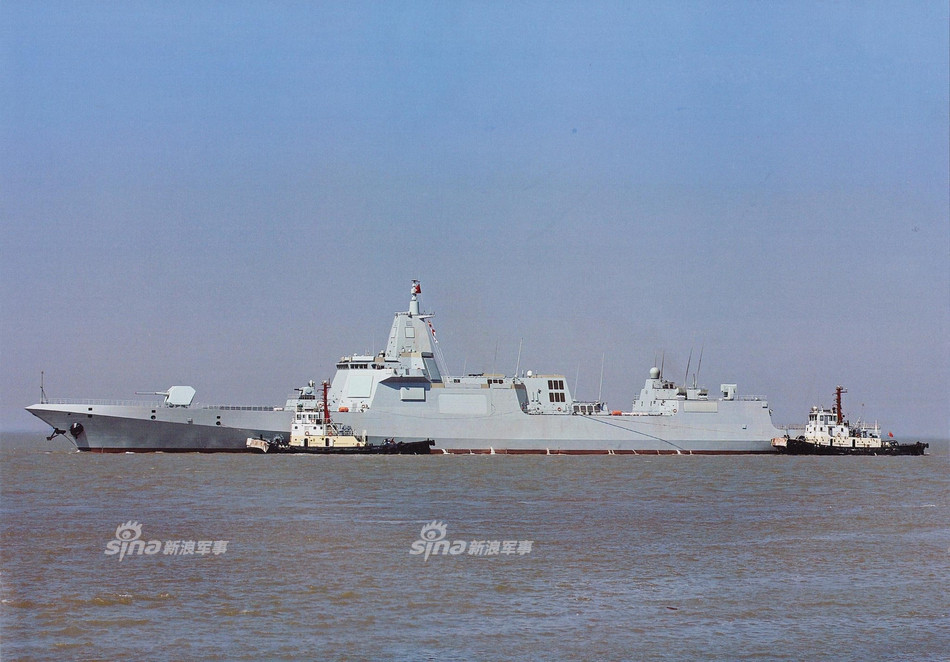 Các VLS trên Type 055 có thể phóng tên lửa hải đối không HHQ-9B, tên lửa hành trình chống hạm YJ-81 và tên lửa hành trình tấn công mặt đất CJ-10. Ảnh: Sina.