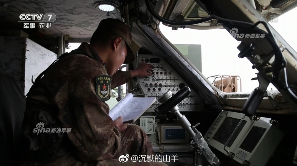 Trung Quốc đã nâng cấp HQ-17 với các hệ thống điện tử do họ chế tạo, được cho là có khả năng bám bắt mục tiêu và kháng nhiễu tốt hơn. Nguồn ảnh: CCTV7.