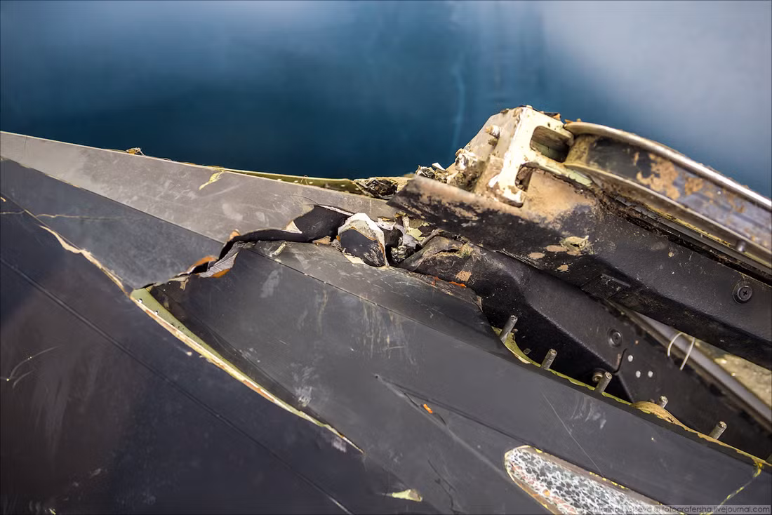 "Cái chết của F-117A" trên bầu trời Nam Tư năm 1999 mãi tới ngày nay vẫn là chủ đề gây tranh cãi làm thế nào mà các sĩ quan Nam Tự lại lần ra được máy bay tàng hình tiên tiến nhất. Nguồn ảnh: Bmpd