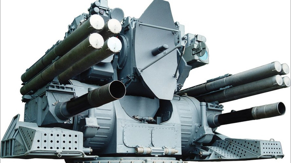 Theo mạng Sina, JRNG-6 “tương tự” như tổ hợp phòng không CIWS Kashtan mà Nga bán kèm cho Trung Quốc khi xuất khẩu tàu khu trục Project 956 Sovermennyy từ những năm 1990. Nguồn ảnh: Wikipedia