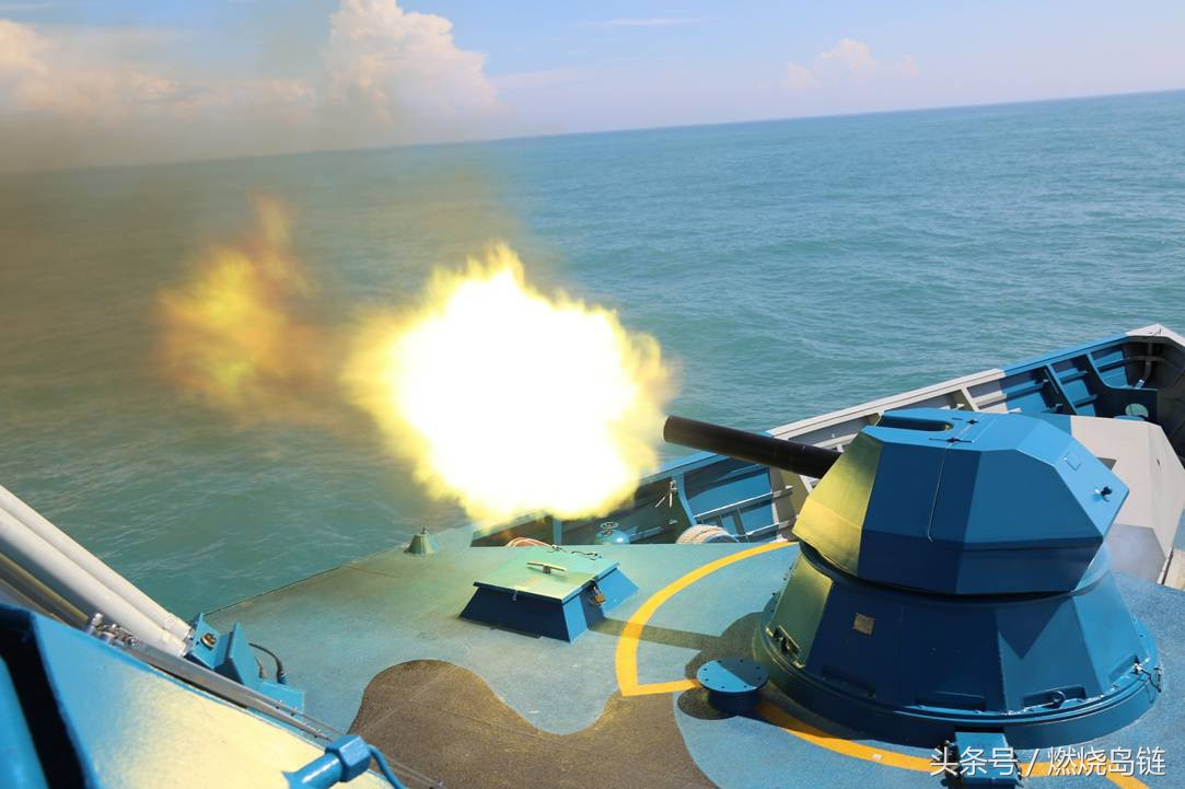 Trung Quốc từng sản xuất hàng loạt loại CIWS tương tự AK-630 của Nga là HP/J-13 nhưng chỉ trang bị cho các tàu tên lửa tấn công nhanh Type 022 Hồ Bắc mà không phổ rộng hơn. Nguồn ảnh: Chinamilitary