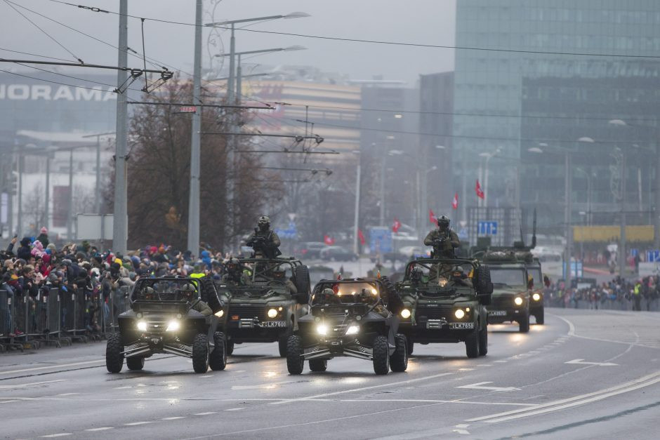 Có thể nói, Lithuanian hiện là đạo quân từng thuộc Liên Xô (cũ) có tốc độ “hiện đại hóa theo chuẩn NATO” nhanh nhất trong số các quốc gia Liên Xô (cũ) và Đông Âu thân phương Tây. Ngay cả Ba Lan hay Romania có tiềm lực lớn hơn hiện vẫn dùng rất nhiều trang bị Nga sản xuất. Nguồn ảnh: Bmpd