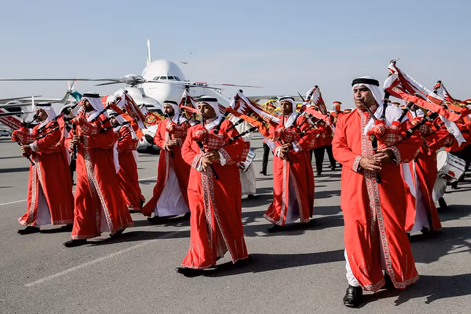 Đội quân nhạc cực kỳ ấn tượng của nước chủ nhà Bahrain. Ảnh: TASS.