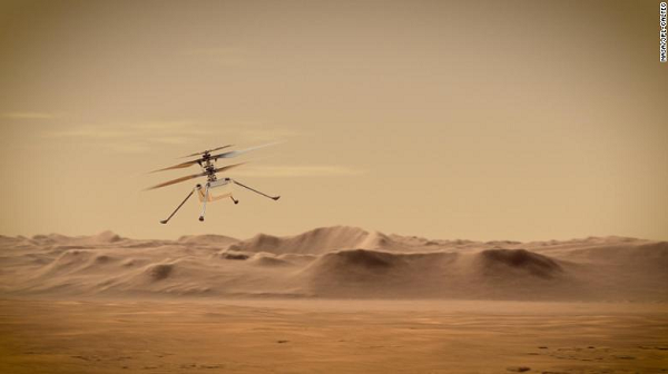 Một camera khác gắn trên xe tự hành Perseverance nằm cách đó 60m đã quay được đoạn phim về chuyến bay lịch sử này.