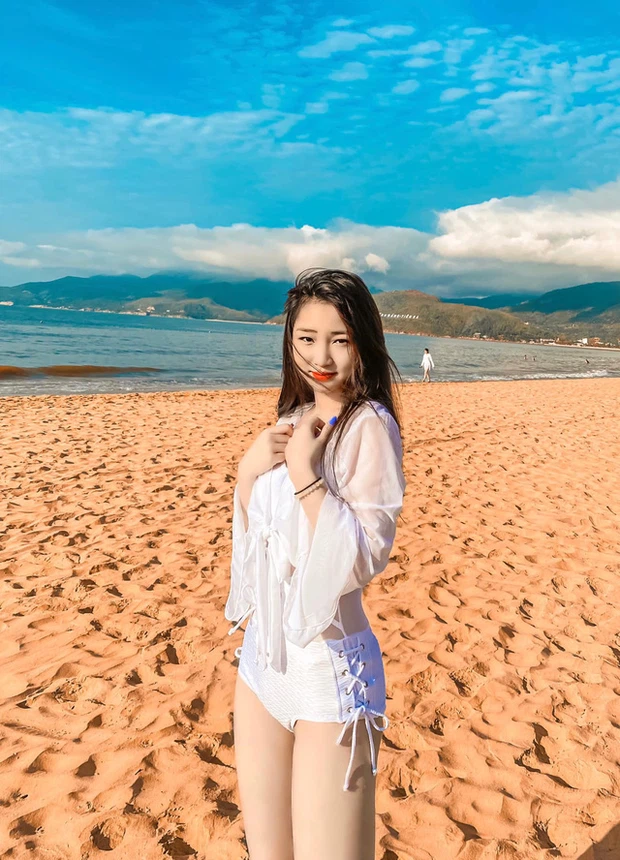 Xuka cũng không thường xuất hiện trên báo chí hay các phương tiện truyền thông, song những người yêu mến cô đều thường xuyên cập nhật hoạt động rất tích cực trên các mạng xã hội như Facebook và TikTok