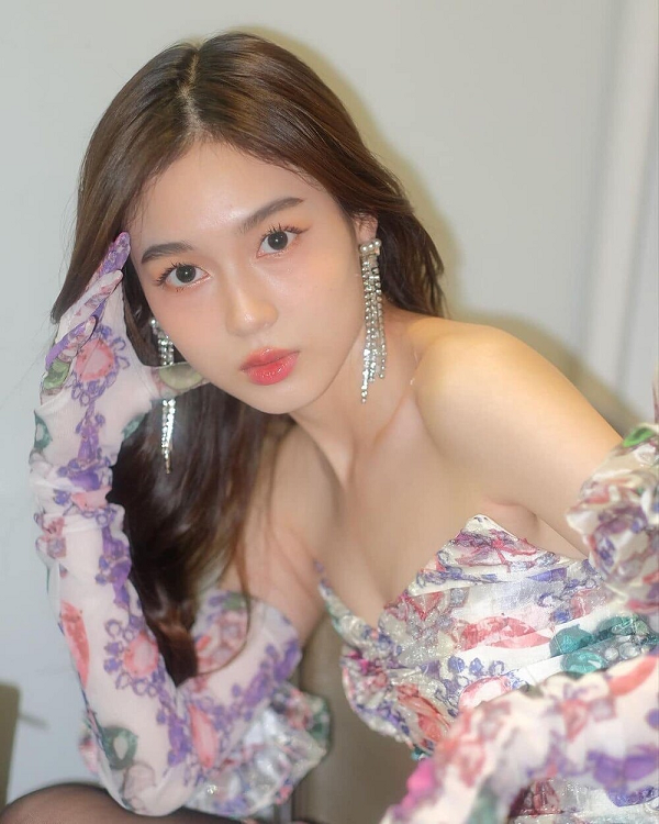 Love Pattranite (69.328 người theo dõi).