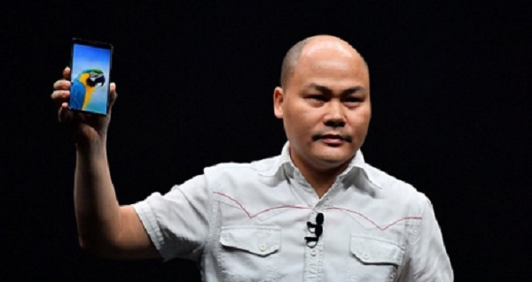 "Hiện nay khi nghe nói tới 5G, chúng ta thường được biết với khả năng download một bộ phim chỉ trong vài giây. Tuy nhiên, ít khi chúng ta phải dùng tới năng lực này, vì đã có thể xem online với chất lượng tốt", ông Nguyễn Tử Quảng giải thích.