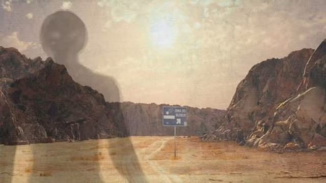 Đến nay, những bí ẩn và đồn đoán xung quanh vùng đất kỳ lạ nhất thế giới này vẫn là một dấu hỏi lớn. Đáng sợ hơn, tọa độ của “Vùng im lặng” gần như nằm trên cùng một đường thẳng với 3 địa điểm nổi tiếng và bí ẩn khác là “tam giác quỷ” Bermuda, kim tự tháp Giza Ai Cập và dãy Himalaya. Mời các bạn xem video: Bí ẩn về ngôi sao cổ nhất vũ trụ. Nguồn: Now