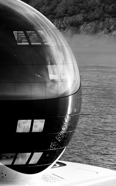 Aaron Olivera nói rằng mọi việc bắt đầu từ chuyến lặn biển tại Maldives năm 2015, ông nhìn thấy san hô bị chết hàng loạt do quá trình khử hóa quá mức trong đại dương. Sau đó đã nảy ra ý tưởng đưa các nhà khoa học "sáng giá và thông minh nhất" lên một con tàu thời đại mới để cùng nhau đưa ra giải pháp chống biến đổi khí hậu, cứu lấy Trái Đất.