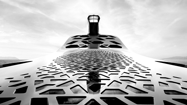 Khi hạ thủy, con tàu sẽ đóng vai trò như nền tảng công nghệ dành cho khoa học, khám phá và sáng kiến trên biển. 22 phòng thí nghiệm trên tàu đều chứa các robot và hệ thống trí tuệ nhân tạo.