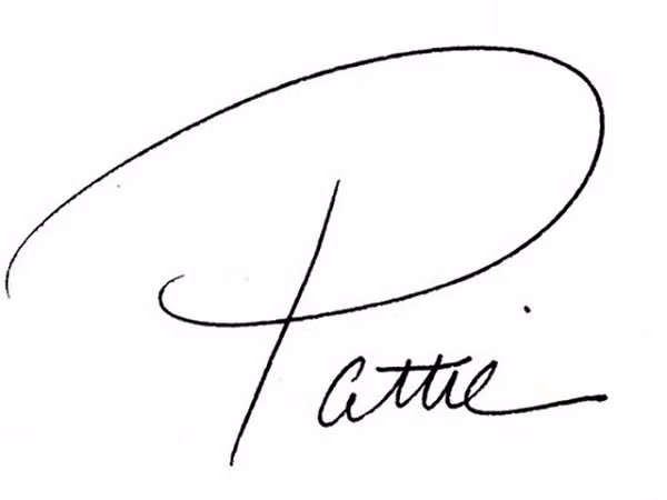 Người viết chữ cái đầu tiên in hoa, to, rõ ràng thường là những người tự tin, mạnh mẽ, độc lập và quyết đoán. Bên cạnh đó, họ sống có hoài bão lớn và luôn có kế hoạch để thực hiện những hoài bão đó.