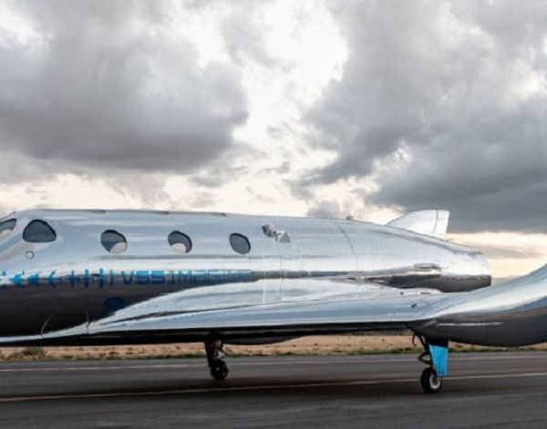 Các hành khách của Virgin Galactic sẽ không đi vòng quanh Trái đất như các phi hành gia trên Trạm Vũ trụ quốc tế. Nhưng họ sẽ trải qua một vài phút không trọng lượng và có thể nhìn thấy Trái đất từ không gian. Sau đó, VSS Imagine sẽ quay lại Trái Đất và đáp cánh trên trên đường băng như một máy bay bình thường.