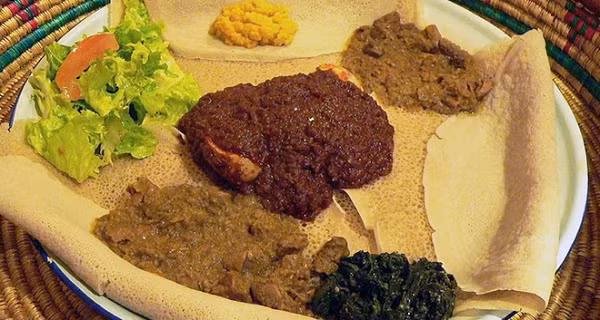 Lịch Ethiopia có 12 tháng 30 ngày, gần giống với lịch Gregorian (lịch dương) mà chúng ta đang sử dụng. Nhưng có một sự khác biệt nhỏ đó là họ có tháng thứ 13 (chỉ có năm đến sáu ngày).