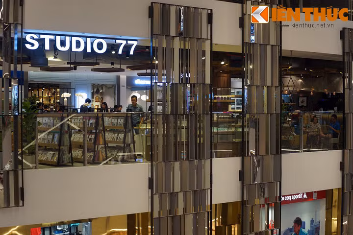 Một số hình ảnh khác về trung tâm thương mại Saigon Center.