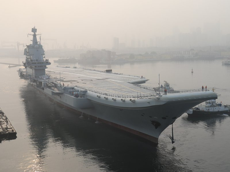 Phía Trung Quốc không nêu rõ các sự cố kỹ thuật này là gì nhưng rất nhiều khả năng, các sự cố này đã tác động đến việc tàu Type 001A phải về bờ chỉ sau vài ngày ra khơi và có thể sẽ ảnh hưởng lớn tới việc tàu sân bay này sắp sửa được gia nhập Hải quân Trung Quốc trong thời gian tới. Nguồn ảnh: QQ.