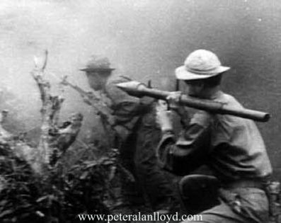 Với quân giải phóng, các loại hoả lực chống tăng từ lâu đã được gắn liền với cái tên Bazooka do ông Trần Đại Nghĩa sáng tạo ra và chúng ta cũng "Việt hoá" cái tên của RPG-2 thành Bazooka-40 vì nó có cỡ nòng 40mm sau đó gọi tắt là B-40. Nguồn ảnh: Pinterest.