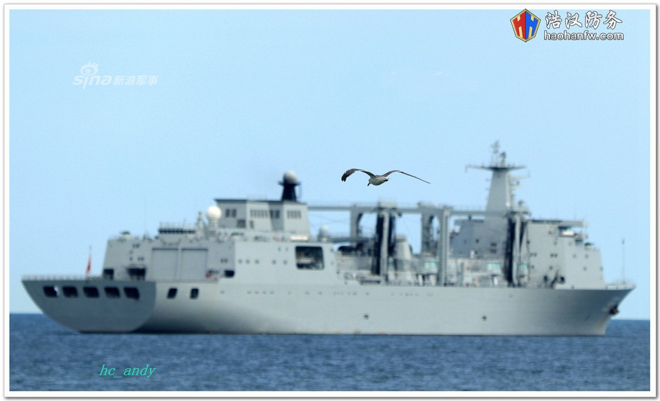 Hiện tại, vẫn chưa rõ hai tàu vận tải hậu cần Type 901 của Hải quân Trung Quốc được bố trí hoạt động trong biên chế của hạm đội nào. Nguồn ảnh: Sina.