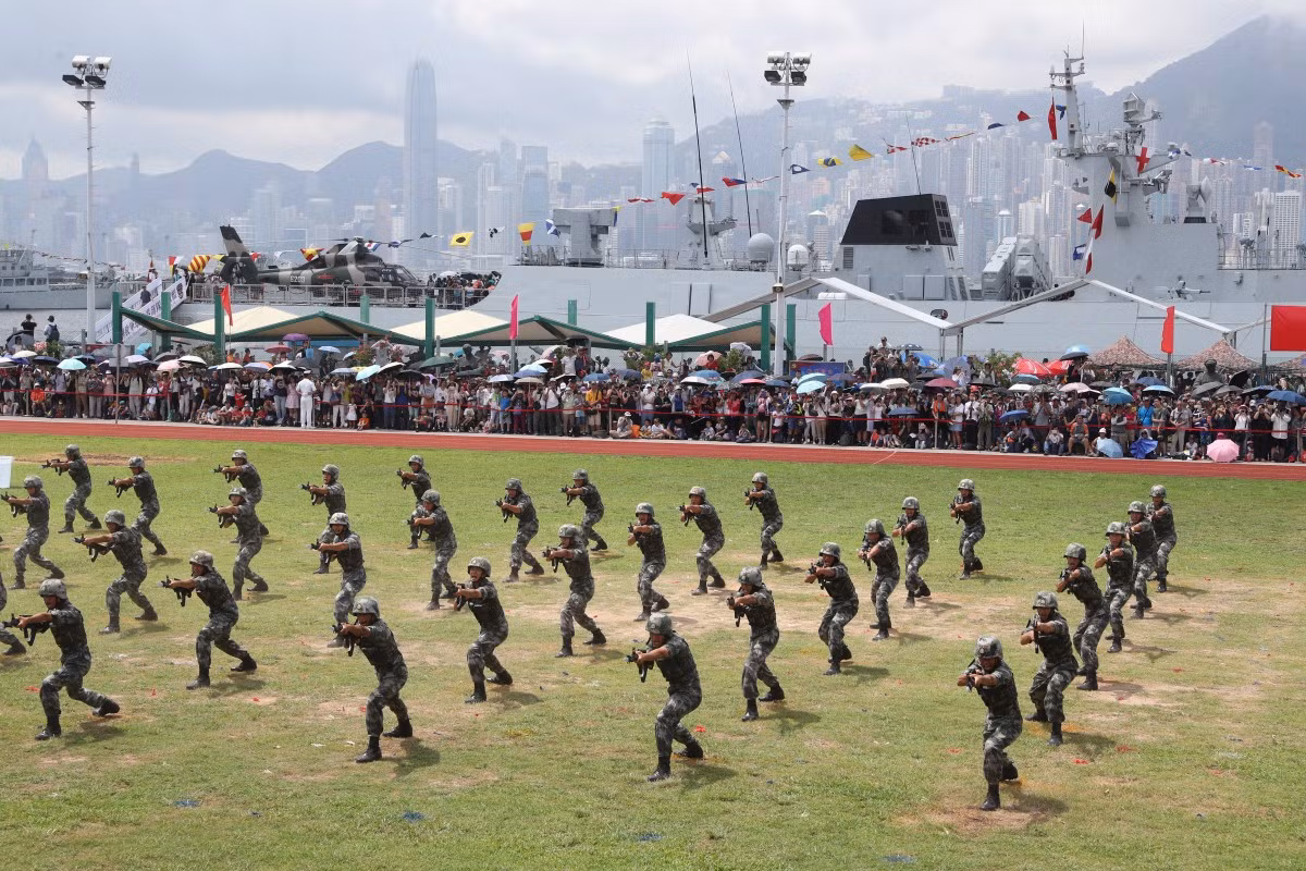 Ngoài ra, quân đội Trung Quốc còn có một vài doanh trại đóng quân khác nằm rải rác khắp thành phố này. Nguồn ảnh: SCMP.