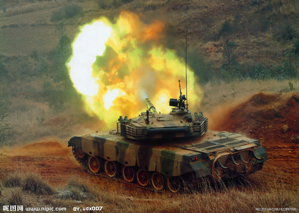 Theo nhiều nguồn tin, hiện tại Trung Quốc đã sản xuất ra được tới 890 chiếc xe tăng loại Type 99 và Type 99A2, toàn bộ số xe tăng này đều được Quân đội Trung Quốc sử dụng và loại xe tăng này vẫn chưa được xuất khẩu ra nước ngoài. Nguồn ảnh: Sina.