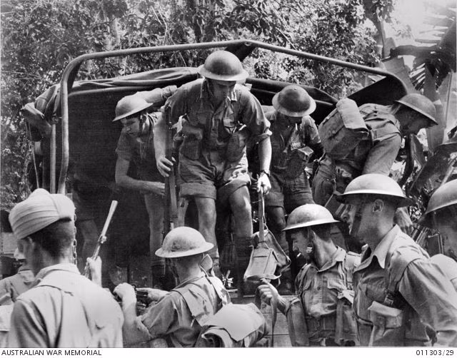 Với việc quân số đông gấp đôi, trang thiết bị đầy đủ nhưng lại thất bại nhanh chóng và có tới 80.000 lính trở thành tù binh chiến tranh, trận Singapore tới nay vẫn là một trong những trận thua bị cho là "ô nhục" nhất của Quân đội Hoàng gia Anh. Nguồn ảnh: Warhistory.