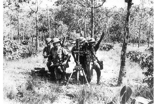 Trong những tài liệu sau này được tiết lộ, sở dĩ quân đội Liên hiệp Anh đầu hàng quá chóng vánh là do họ không có sĩ quan chỉ huy tài giỏi và không có động lực chiến đấu. Nguồn ảnh: Warhistory.