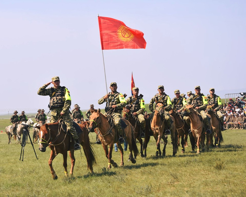 Trong phần thi đua ngựa, mỗi quốc gia sẽ có một đội thi và mỗi đội thi sẽ bao gồm 10 người - ngựa. Nguồn ảnh: Sina.