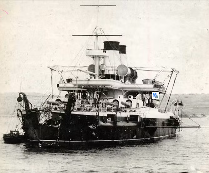 Một trong những loại thiết giáp hạm xấu nhất từng được hạ thuỷ đó là thiết giáp hạm lớp Ekaterina II của Hải quân Nga hoàng. Nguồn ảnh: BI.