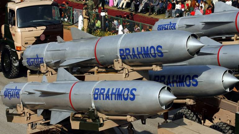 Ấn Độ cũng từng lạc quan khẳng định giá trị xuất khẩu của các loại tên lửa BrahMos trong thời gian từ nay tới năm 2023 có thể lên tới 5 tỷ USD. Nguồn ảnh: Flickr.