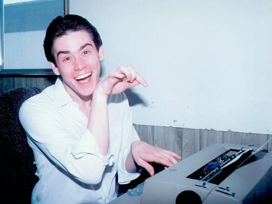 Trước khi thành danh, diễn viên hài nổi tiếng Jim Carrey bỏ học cấp ba và sống vất vưởng cùng gia đình trong xe hơi tại Canada. Carrey cho biết chính thời kỳ khó khăn này đã mang đến cho anh sự hài hước. Ảnh: Getty Images.