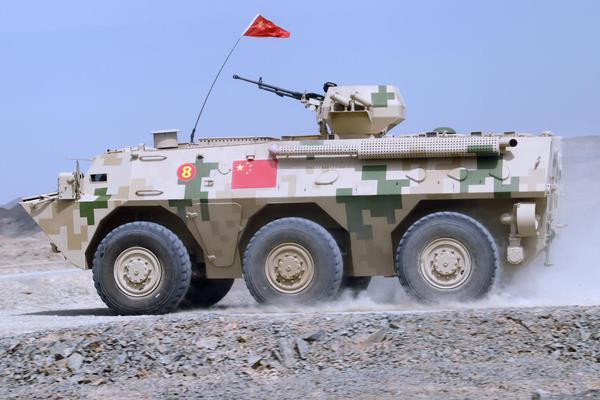 Army Games 2019 năm nay có khá nhiều bất ngờ, trong khi Nga vẫn giữ được vị thế "tiên phong" như các năm trước đây thì đội Trung Quốc lại rất chật vật, thậm chí đã phải về nước sớm ở phần thi xe tăng - bộ môn mà Trung Quốc trực tiếp cạnh tranh chức vô địch với chủ nhà Nga. Nguồn ảnh: Sina.