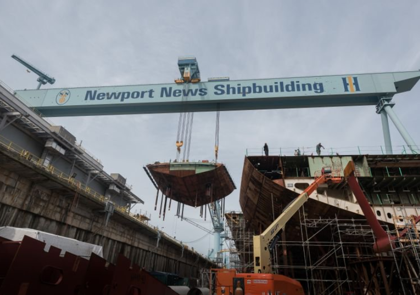 Có giá lên tới gần 12 tỷ USD, đây được coi là một trong những hàng không mẫu hạm đắt nhất thế giới hiện nay cùng với người "chị" của nó là chiếc Gerald R. Ford ra đời trước đó có giá lên tới gần 13 tỷ USD. Nguồn ảnh: Twitter.