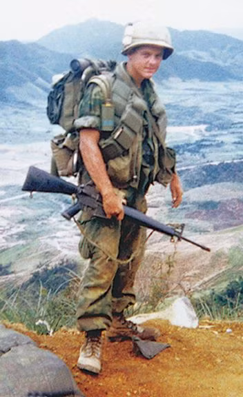 Ngoài ra, chiến trường Việt Nam với nhiệt độ cao và rất nóng ẩm cũng khiến cho binh lính Mỹ rất ngại phải sử dụng loại áo giáp này, đặc biệt là vào mùa mưa ẩm ướt ở Việt Nam. Nguồn ảnh: Alphahistory.