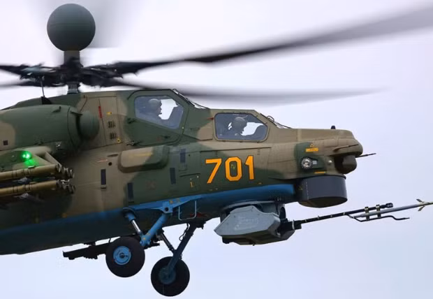 Việc tạo ra các "Sản phẩm 296" (Số hiệu thi công công việc của trực thăng Mi-28NM) được cải tiến không chỉ đối với phát triển phần cứng mới trong lĩnh vực phòng thủ tích cực mà còn sử dụng những công nghệ và vật liệu mới nhất để tạo ra tấm áo giáp phòng thủ.