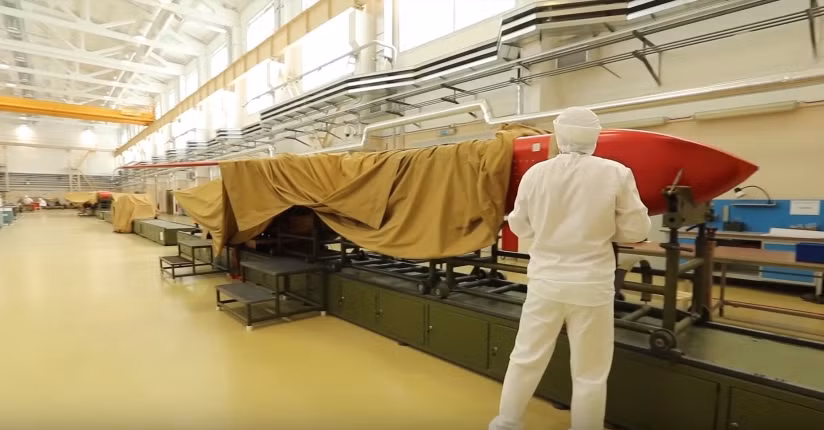 Cụ thể, giới chuyên gia khẳng định tên lửa hành trình Burevestnik sử dụng động cơ hạt nhân mà Nga đang nỗ lực phát triển là quá đắt đỏ, quá phức tạp, quá nguy hiểm và không phù hợp với mục đích sử dụng. Nguồn ảnh: BI.