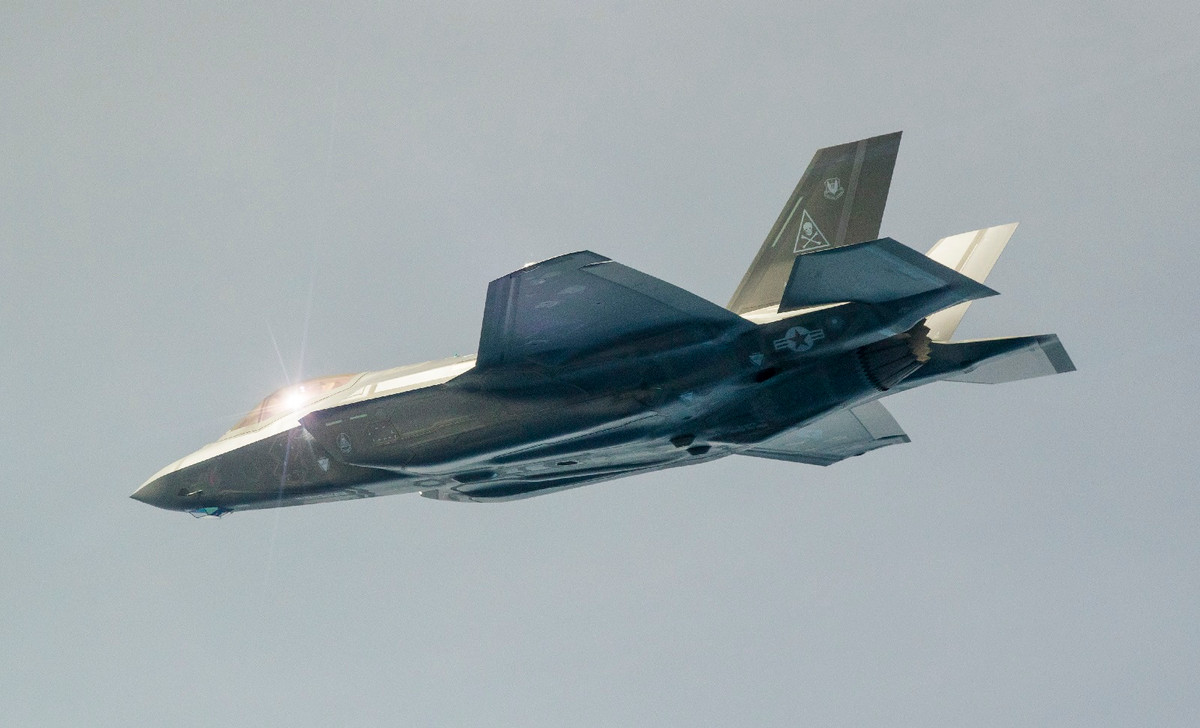 Theo hợp đồng này, Thổ Nhĩ Kỳ sẽ chi ra 2,5 tỷ USD với một nửa trong số đó là dạng "vay trả dần" để có thể sở hữu các tổ hợp tên lửa S-400 hiện đại nhất thế giới từ Nga. Nguồn ảnh: Pinterest.