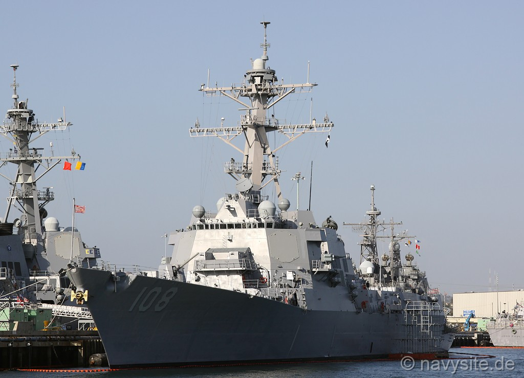 USS Wayne E. Meyer mang số hiệu DDG-108 và được coi là hệ thống AEGIS thứ 100 được nhập biên Hải quân Mỹ. Tàu hiện đang phục vụ trong Hạm đội 7 Hải quân Mỹ và có cảng chính tại Hawaii. Nguồn ảnh: Navysite.