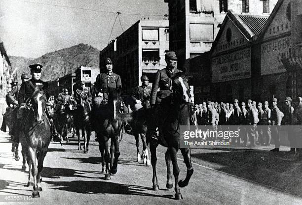 Ngoài ra trong trận đánh Hồng Kông, còn có khoảng 4000 dân thường bị thiệt mạng và 3000 người khác bị thương. Sau khi chiếm được Hồng Kông, Nhật Bản tiếp tục thực hiện nhiều hành động khủng bố, hãm hiếp và bắt cóc người dân sinh sống trong khu vực này cho tới tận khi Hồng Kông được giải phóng. Nguồn ảnh: Gettyimg.