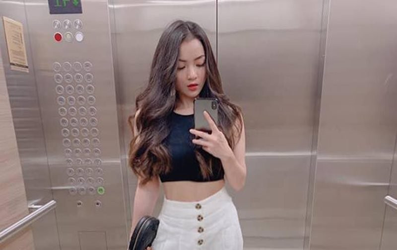 Mỹ nhân ngực 1m nhà 3 mặt tiền, du học về làm CEO, sống như bà hoàng - Hình 2 My nhan nguc 1m nha 3 mat tien, du hoc ve lam CEO, song nhu ba hoang-Hinh-2