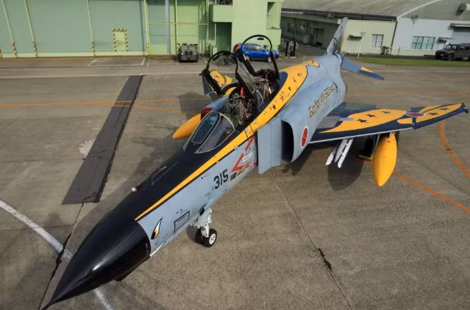 Choang vang voi nhung mau “son nguy trang” tren tiem kich Nhat Ban