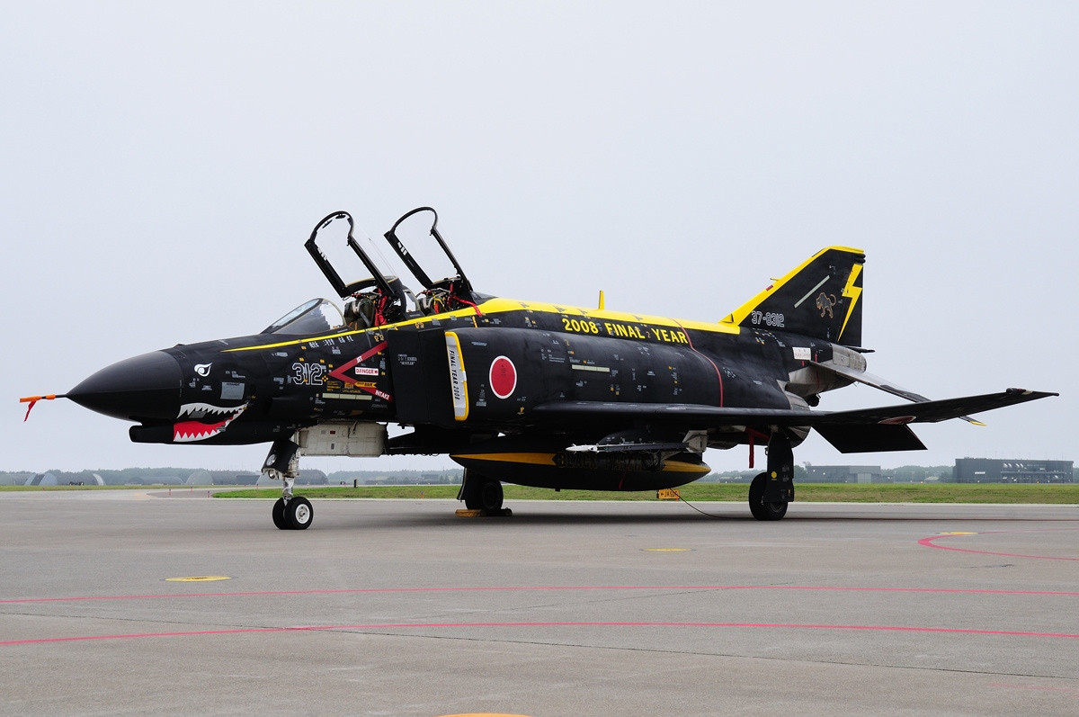 Nhật từng nhận từ Mỹ 154 chiếc chiến đấu cơ F-4 Phantom II trong quá khứ, tuy nhiên tới nay trong biên chế của Lực lượng Phòng vệ Trên không Nhật Bản chỉ còn khoảng hơn 70 chiếc còn hoạt động. Nguồn ảnh: QQ.